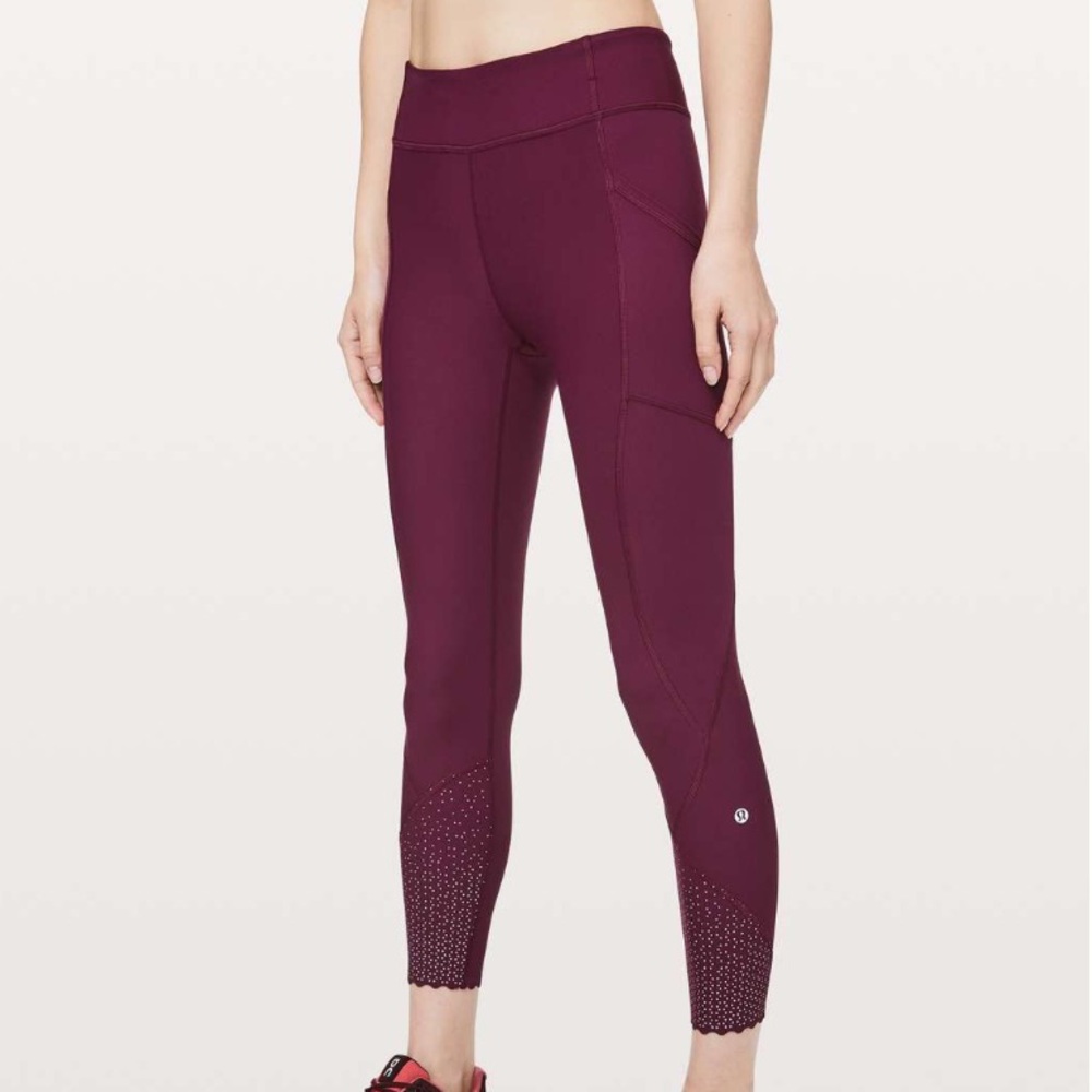 Lululemon Tight Stuff Tight II 25" size 6 Maroon